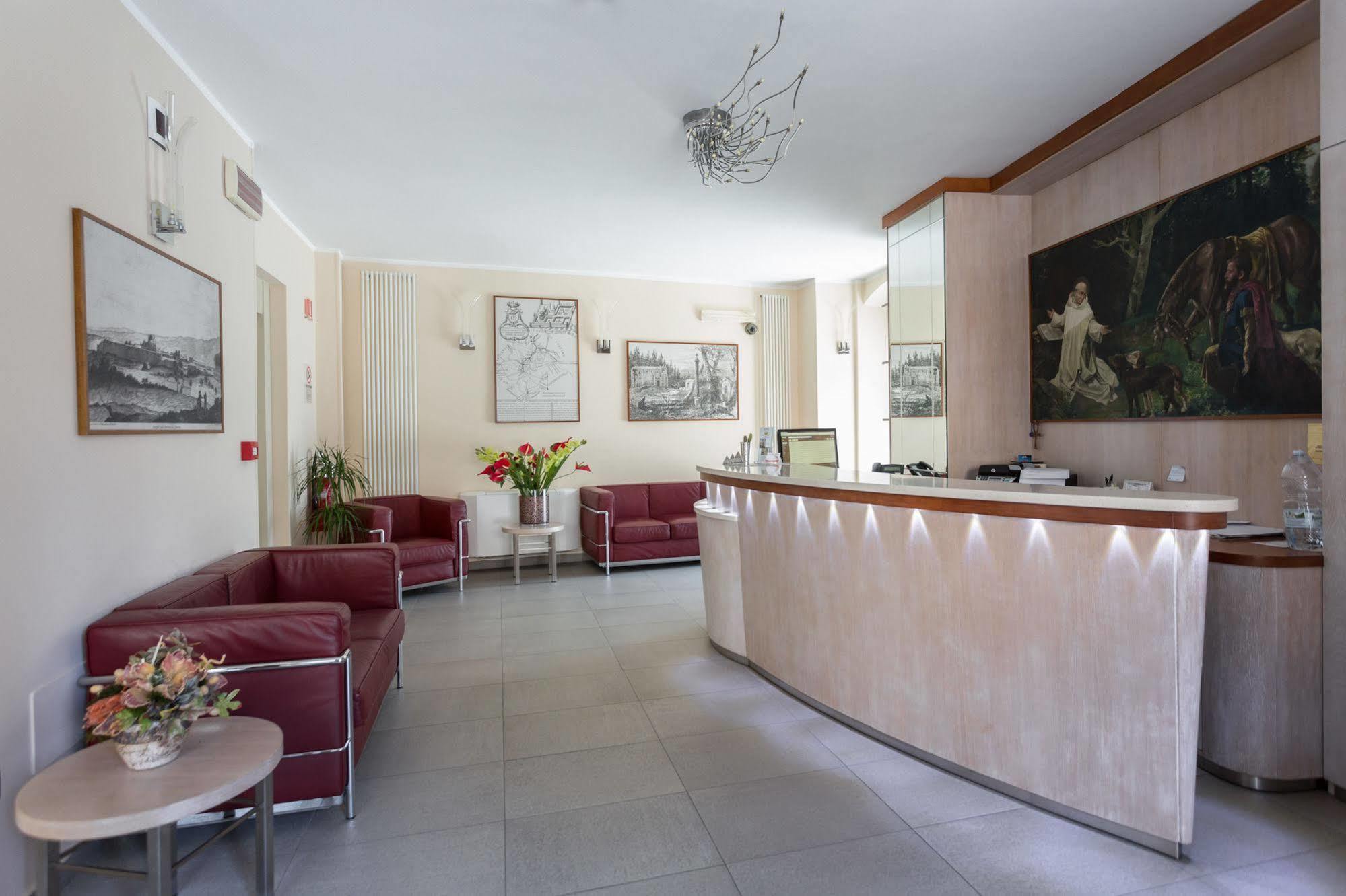 Hotel Conte Ruggero Serra San Bruno Bagian luar foto